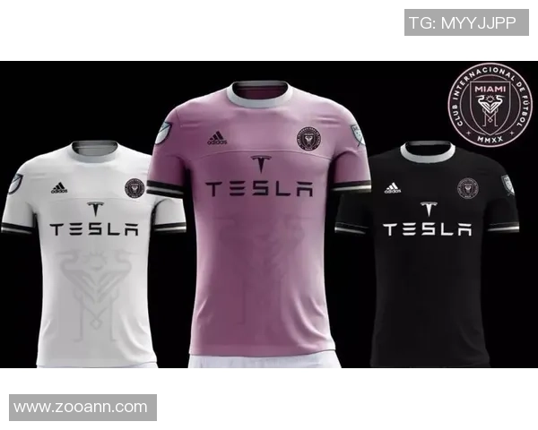 卡塔尔足球明星大腿雕像展现运动之美与力量的完美结合